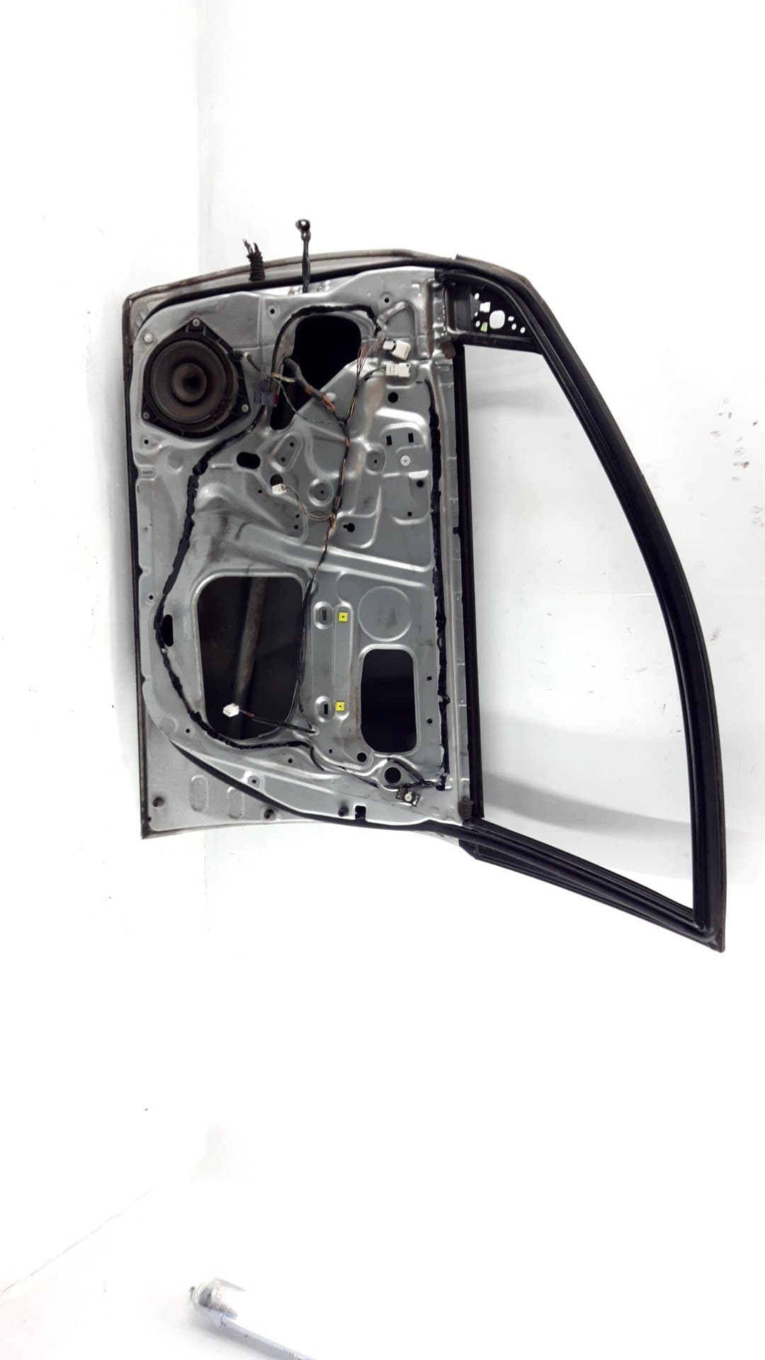 Puerta delantera derecha TOYOTA COROLLA (E12) 4