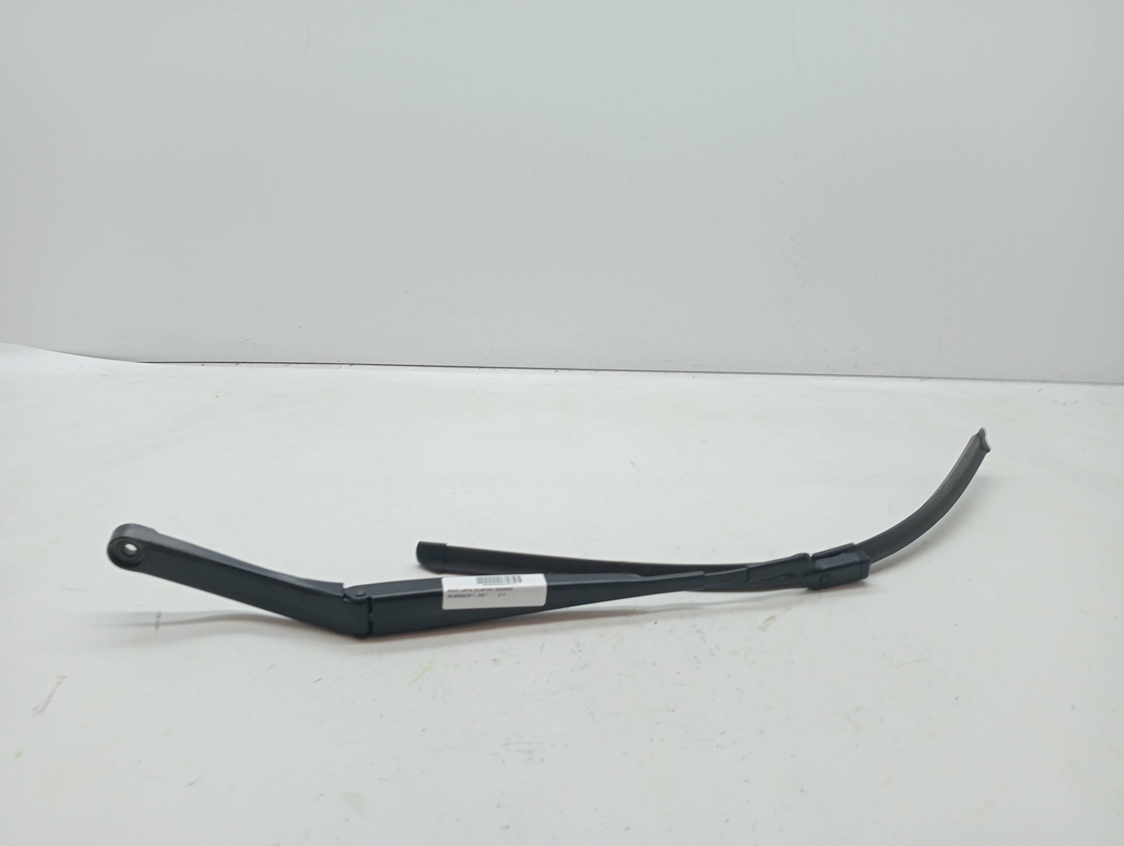 Brazo limpia delantero izquierdo VOLKSWAGEN T-ROC