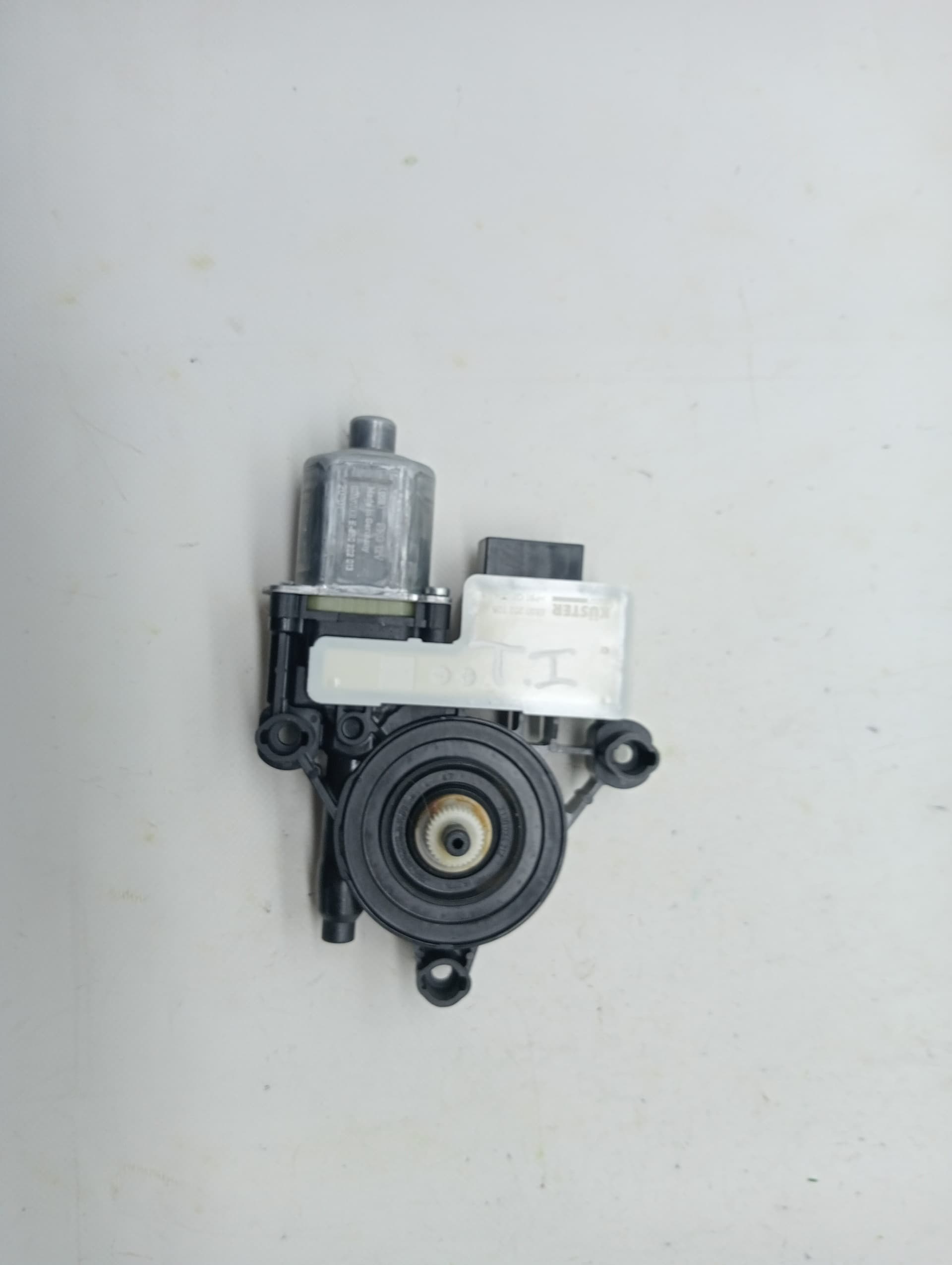Motor elevalunas trasero izquierdo VOLKSWAGEN T-ROC 3