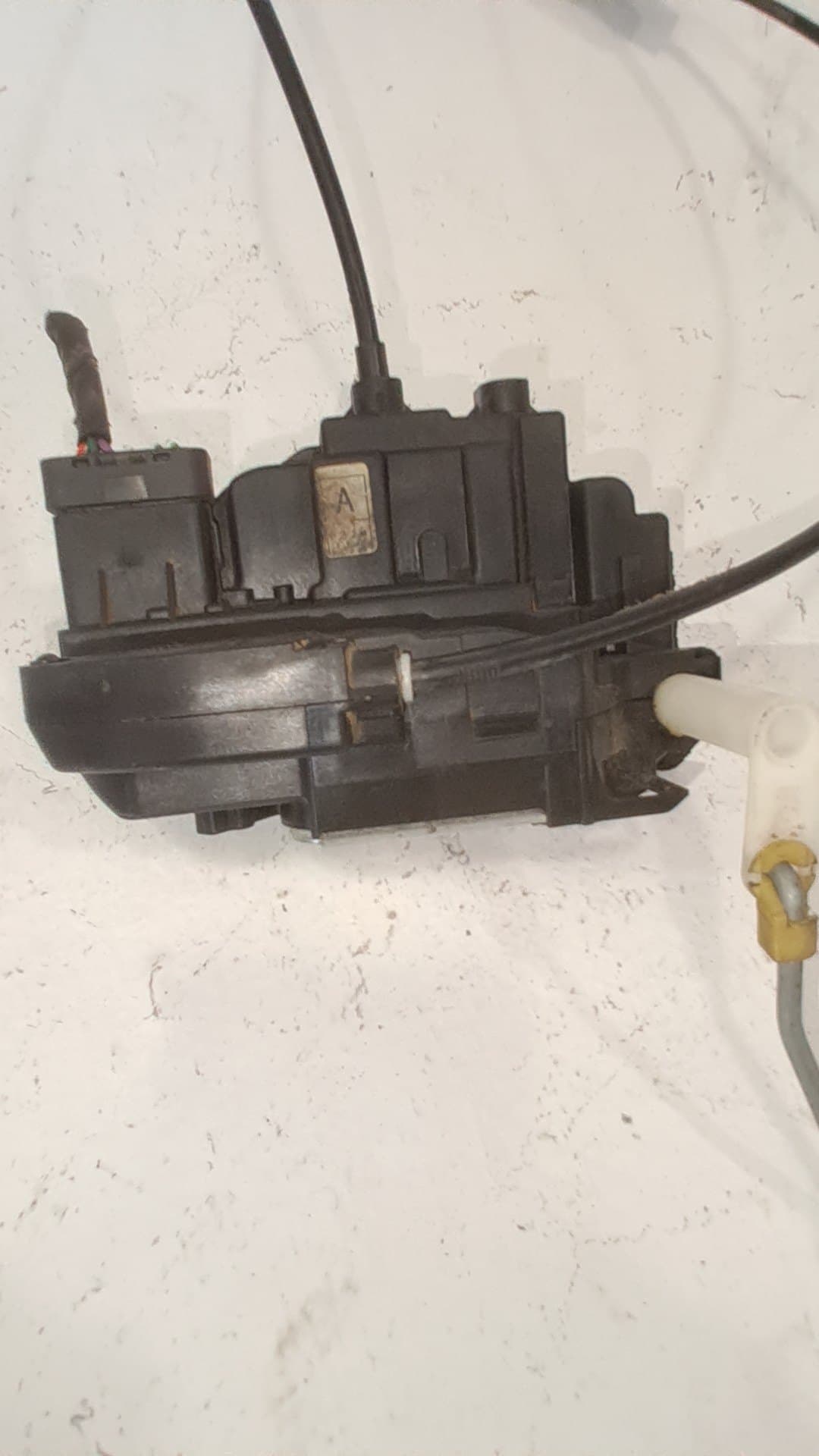 Cerradura puerta delantera izquierda RENAULT KOLEOS 4