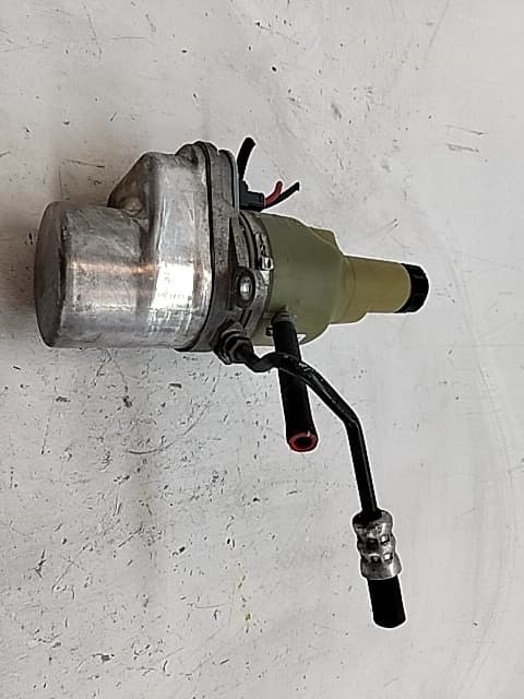 Bomba direccion electrica VOLVO C30 (533)