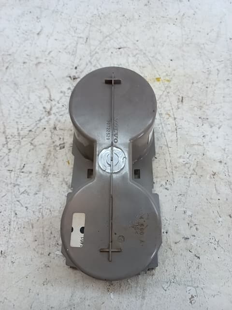 Plastico VOLVO C30 (533)