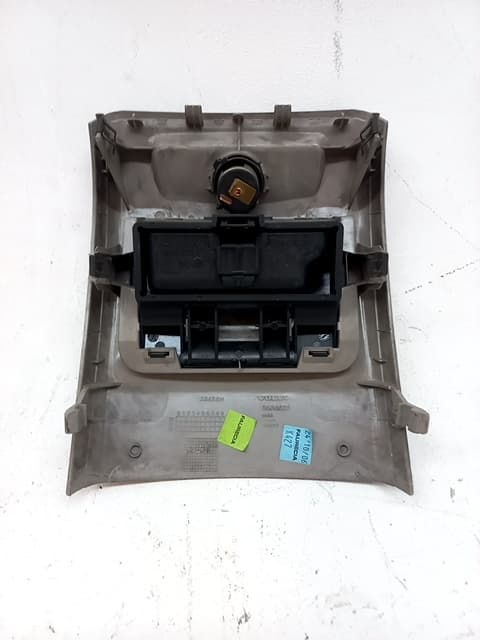 Plastico VOLVO C30 (533)