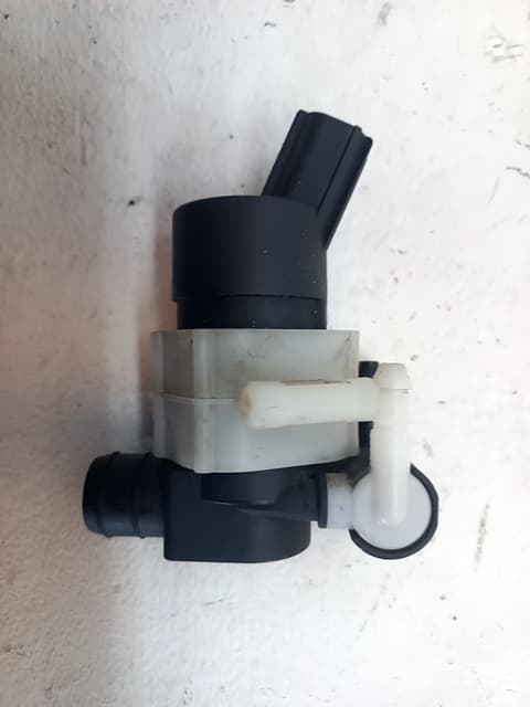 Bomba limpia VOLVO C30 (533) 2