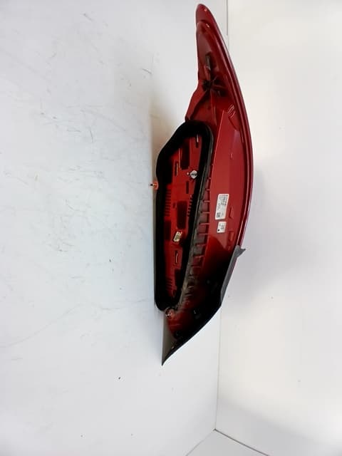 Piloto trasero derecho MERCEDES-BENZ CLASE CLA (W117) 4