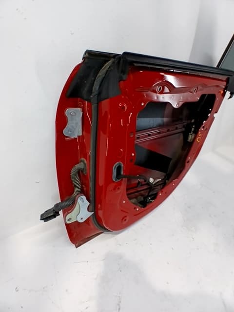 Puerta trasera derecha MERCEDES-BENZ CLASE CLA (W117) 4