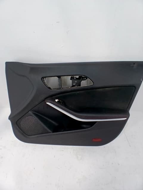 Guarnecido puerta delantera derecha MERCEDES-BENZ CLASE CLA (W117)