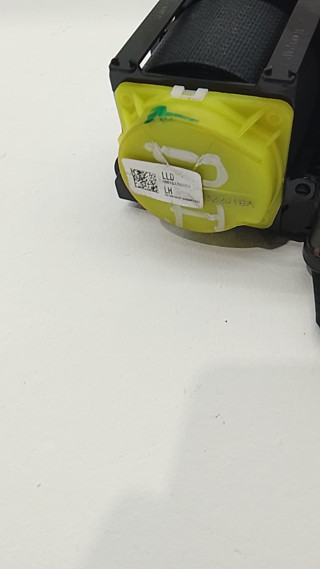 Cinturon seguridad delantero izquierdo KIA XCEED 4