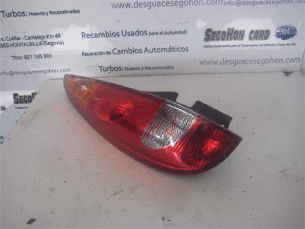 Piloto trasero izquierdo NISSAN ALMERA (N16/E) 2