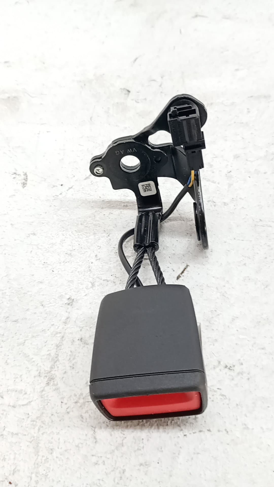 Enganche cinturon trasero derecho VOLKSWAGEN GOLF VIII VARIANT