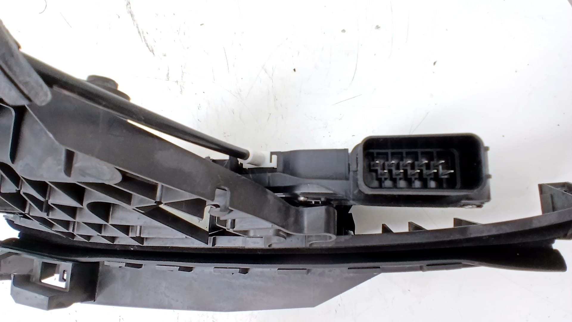 Cerradura puerta delantera derecha FORD KUGA (CBV) 2