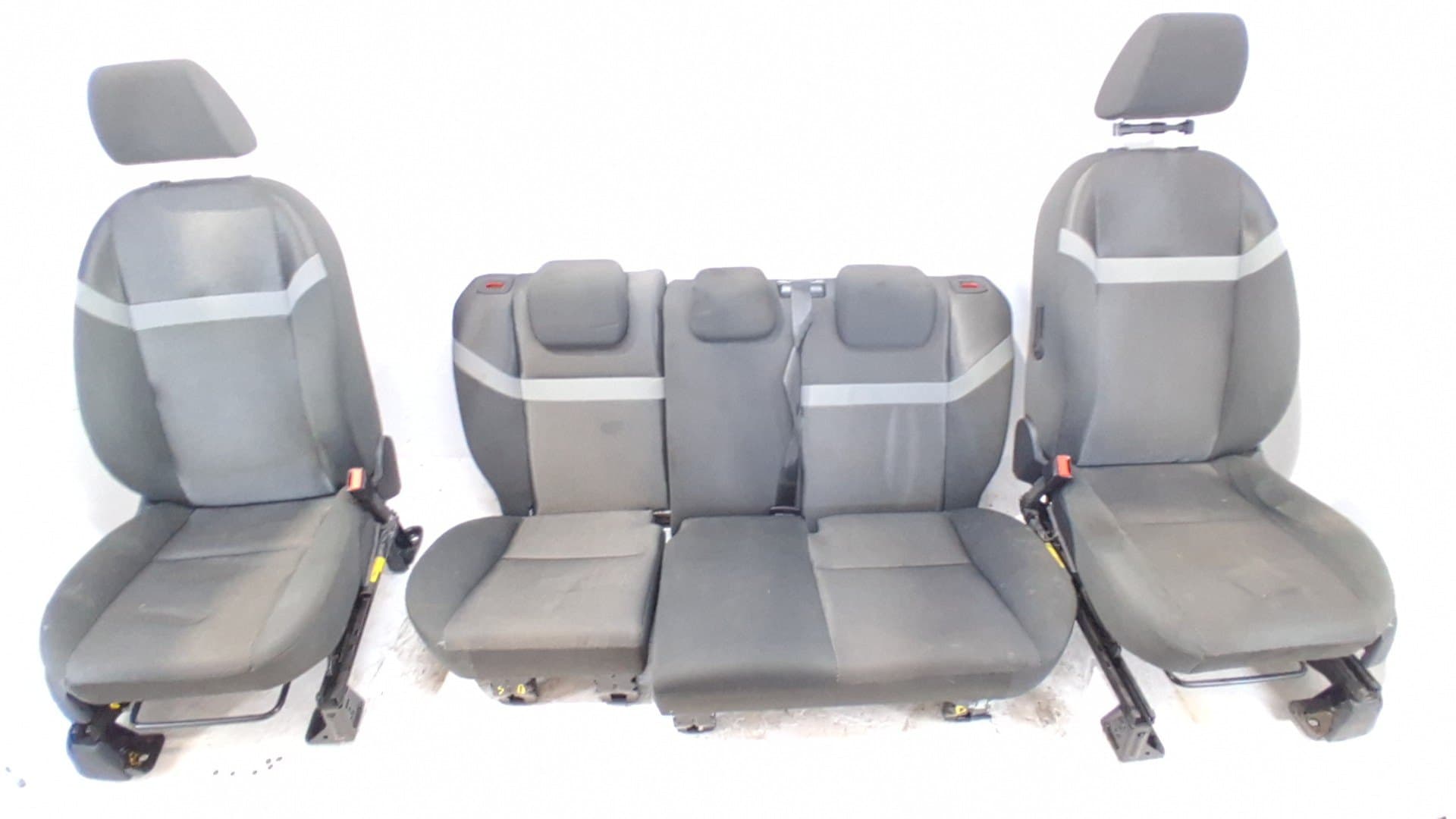 Juego asientos completo FORD KUGA (CBV)