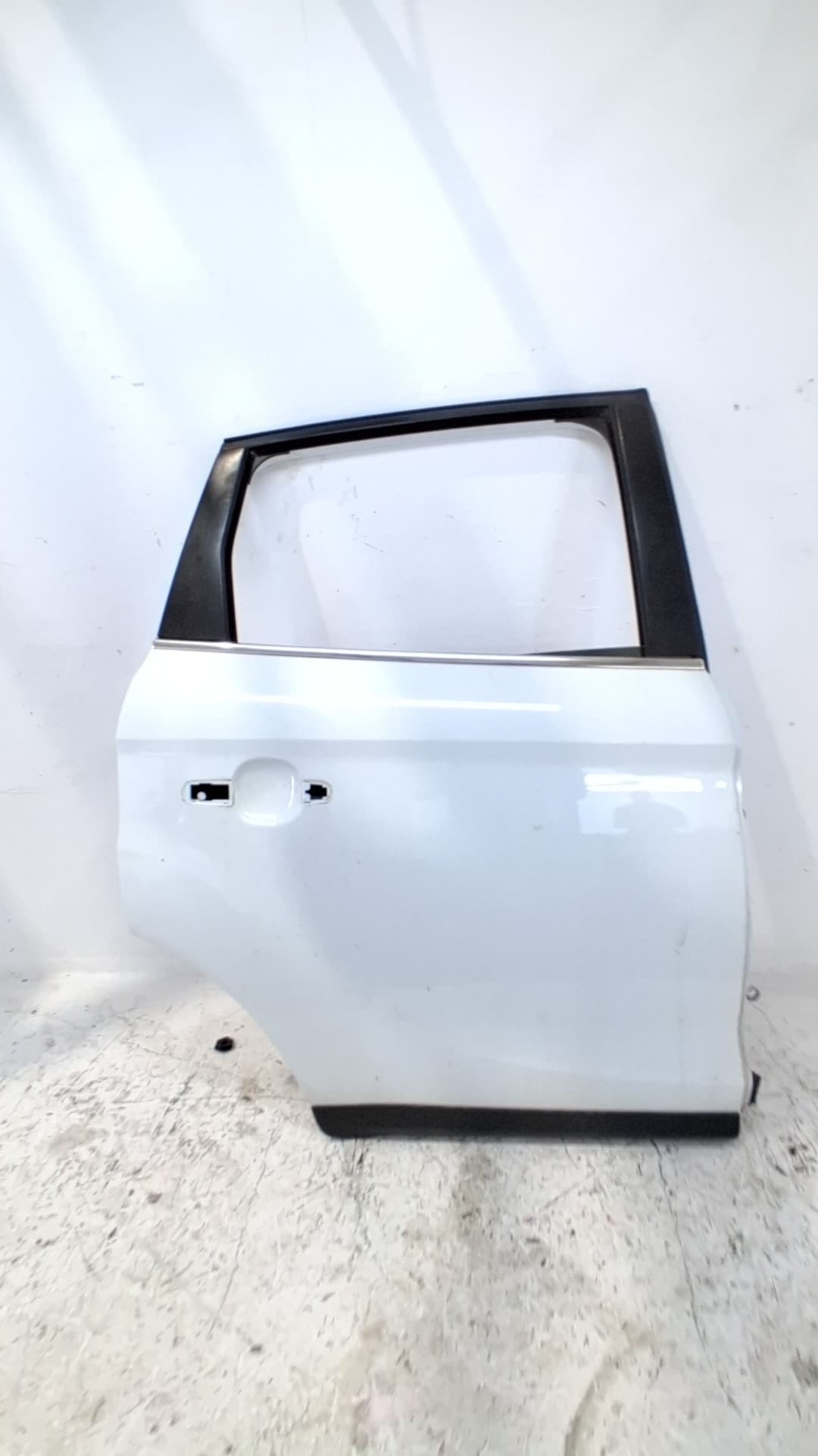 Puerta trasera derecha FORD KUGA (CBV)