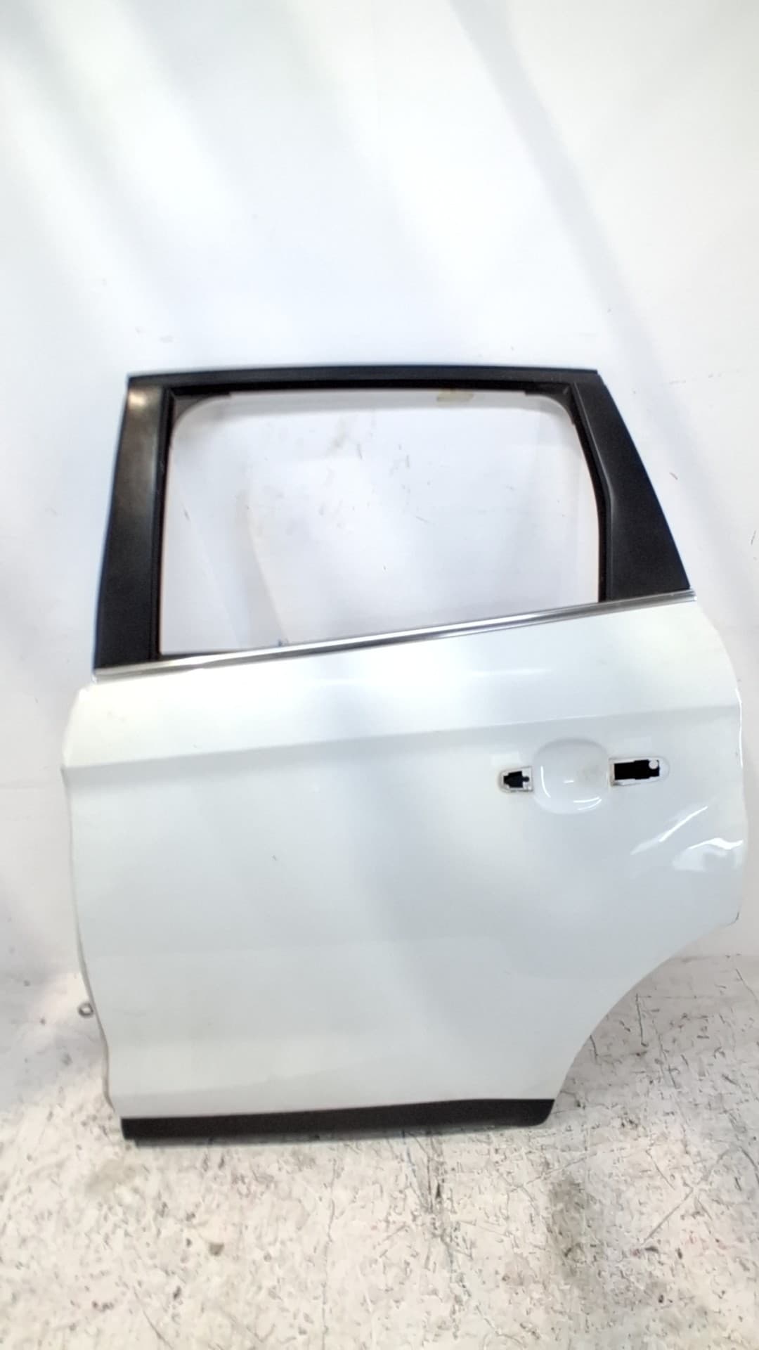 Puerta trasera izquierda FORD KUGA (CBV)