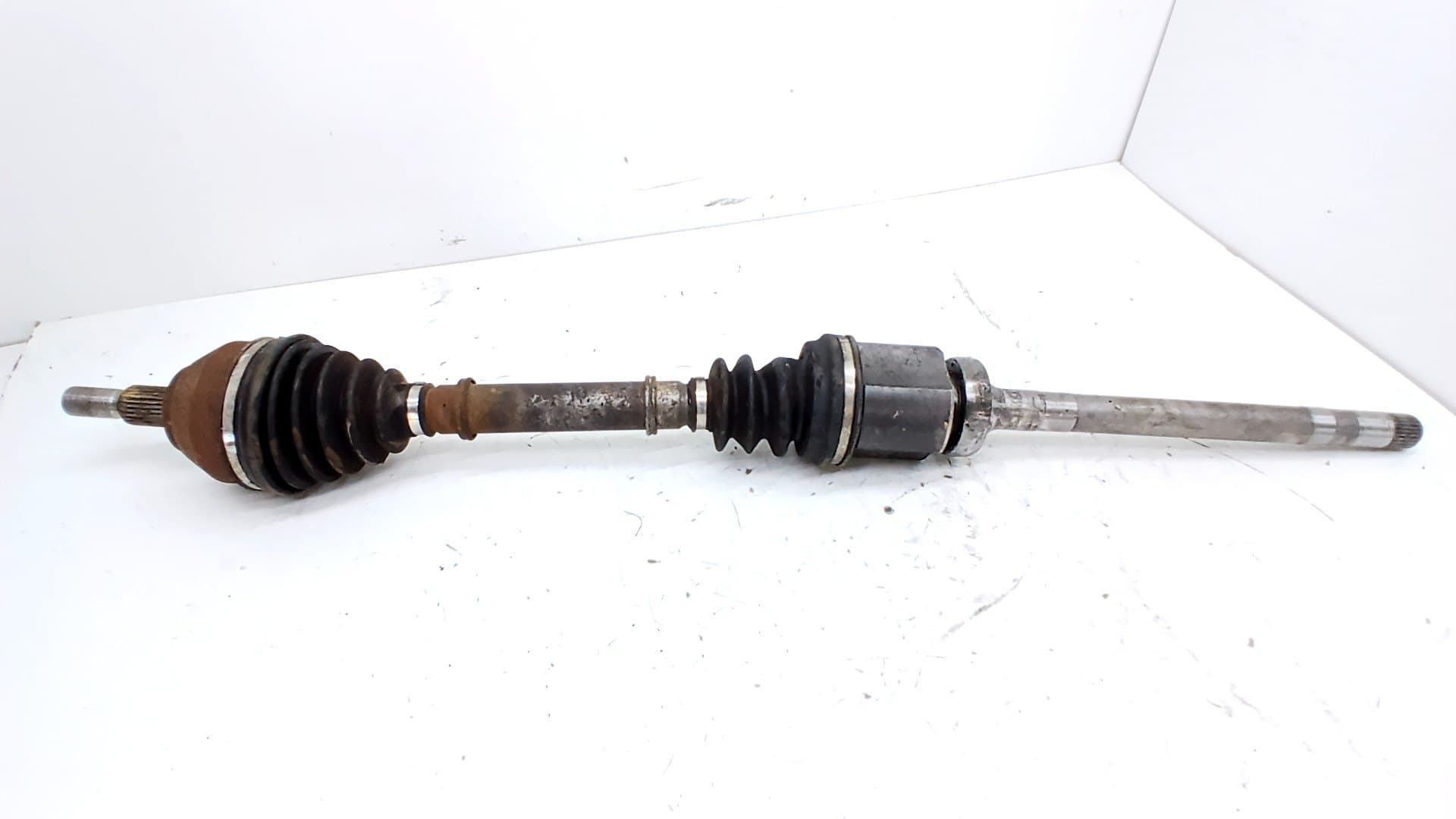 Transmision delantera derecha FORD KUGA (CBV)