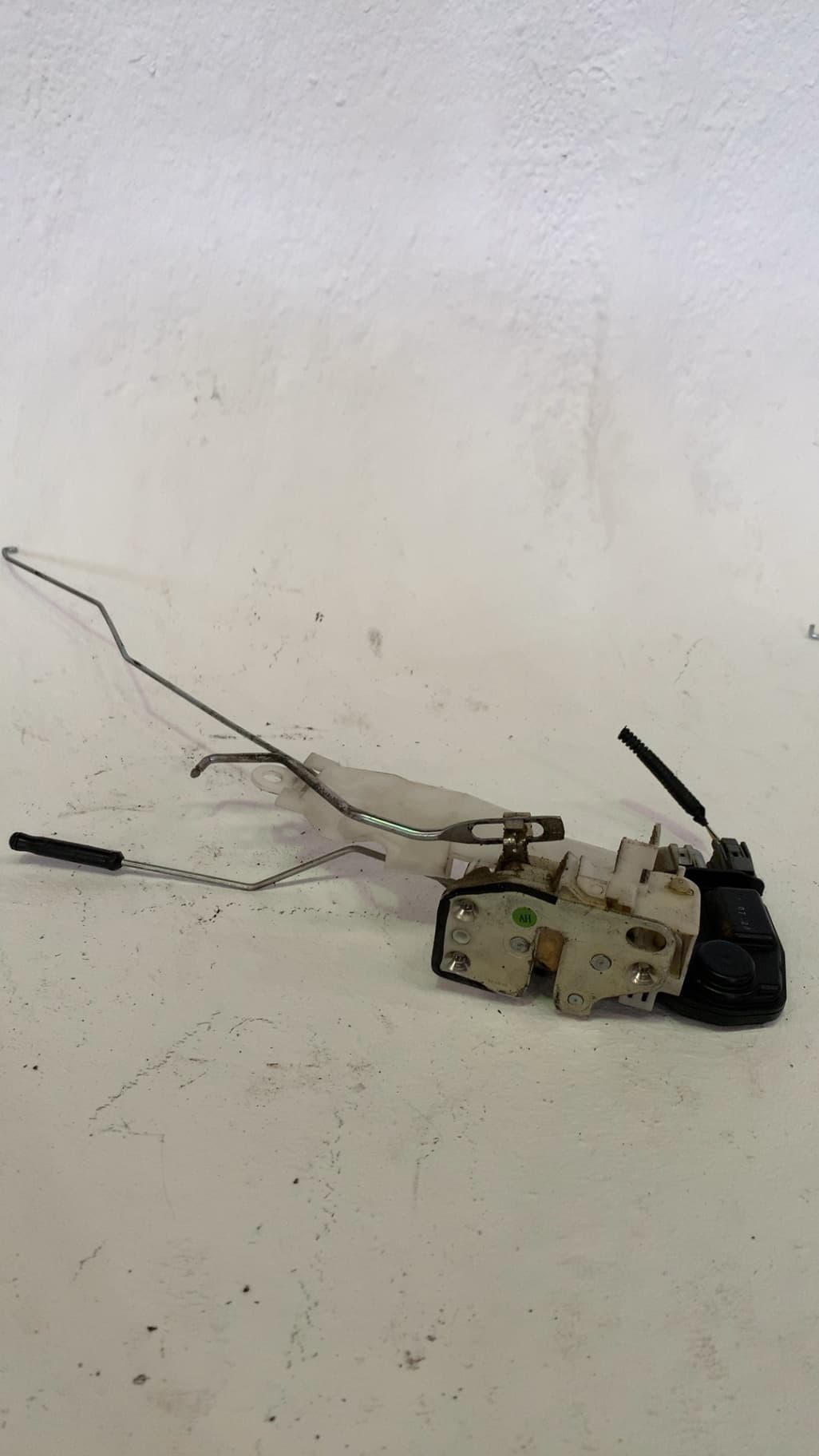 Cerradura puerta delantera derecha HONDA JAZZ (GK)