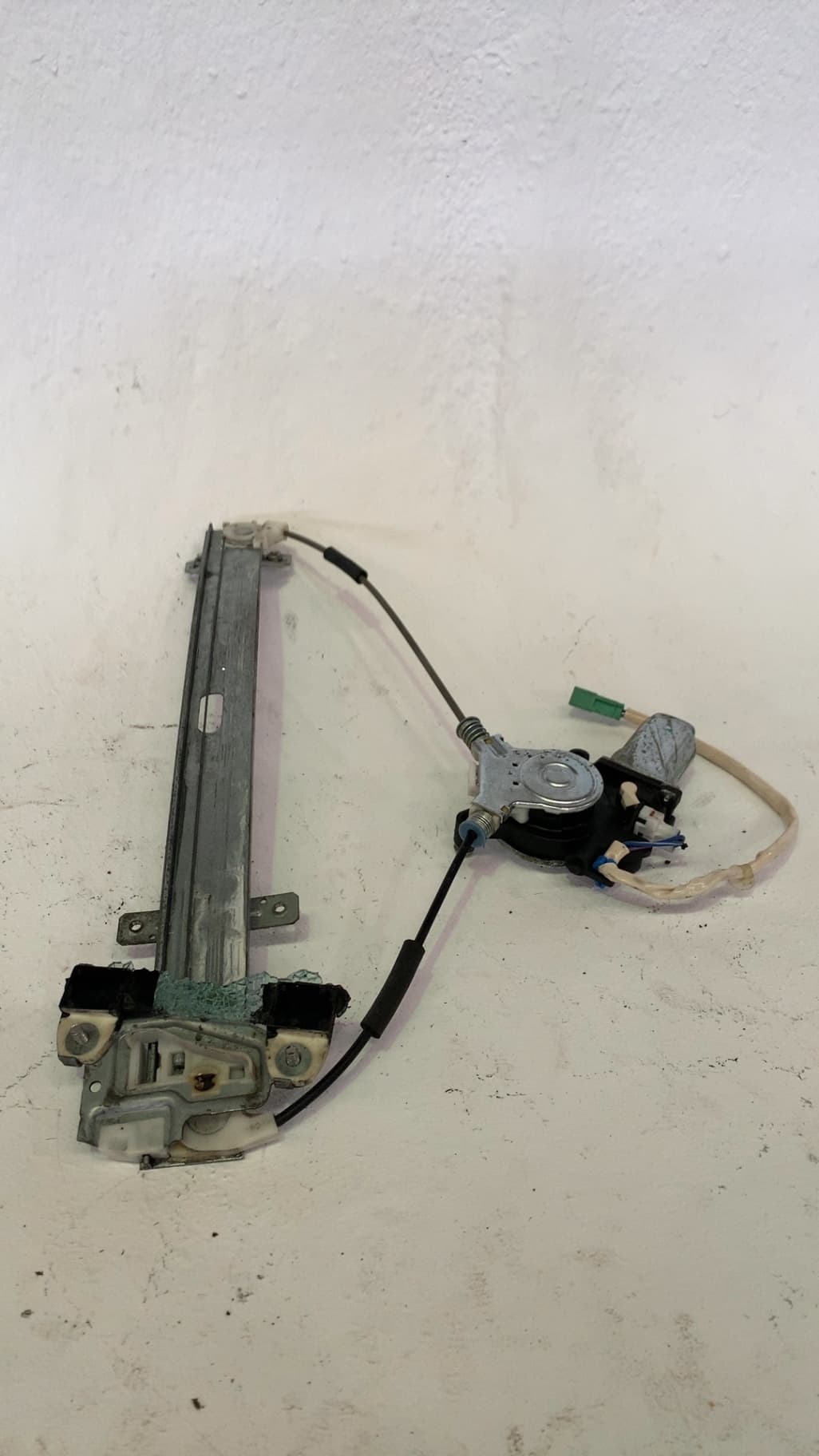 Motor elevalunas delantero derecho HONDA JAZZ (GK)