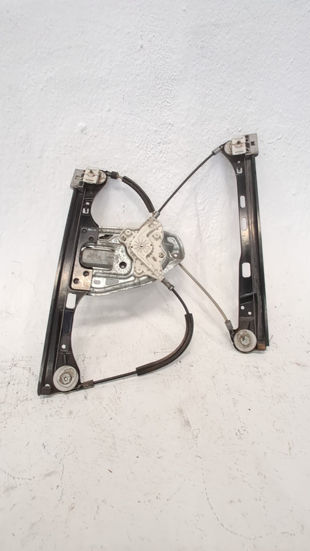 Elevalunas delantero izquierdo MERCEDES-BENZ CLASE C (W203) BERLINA 2