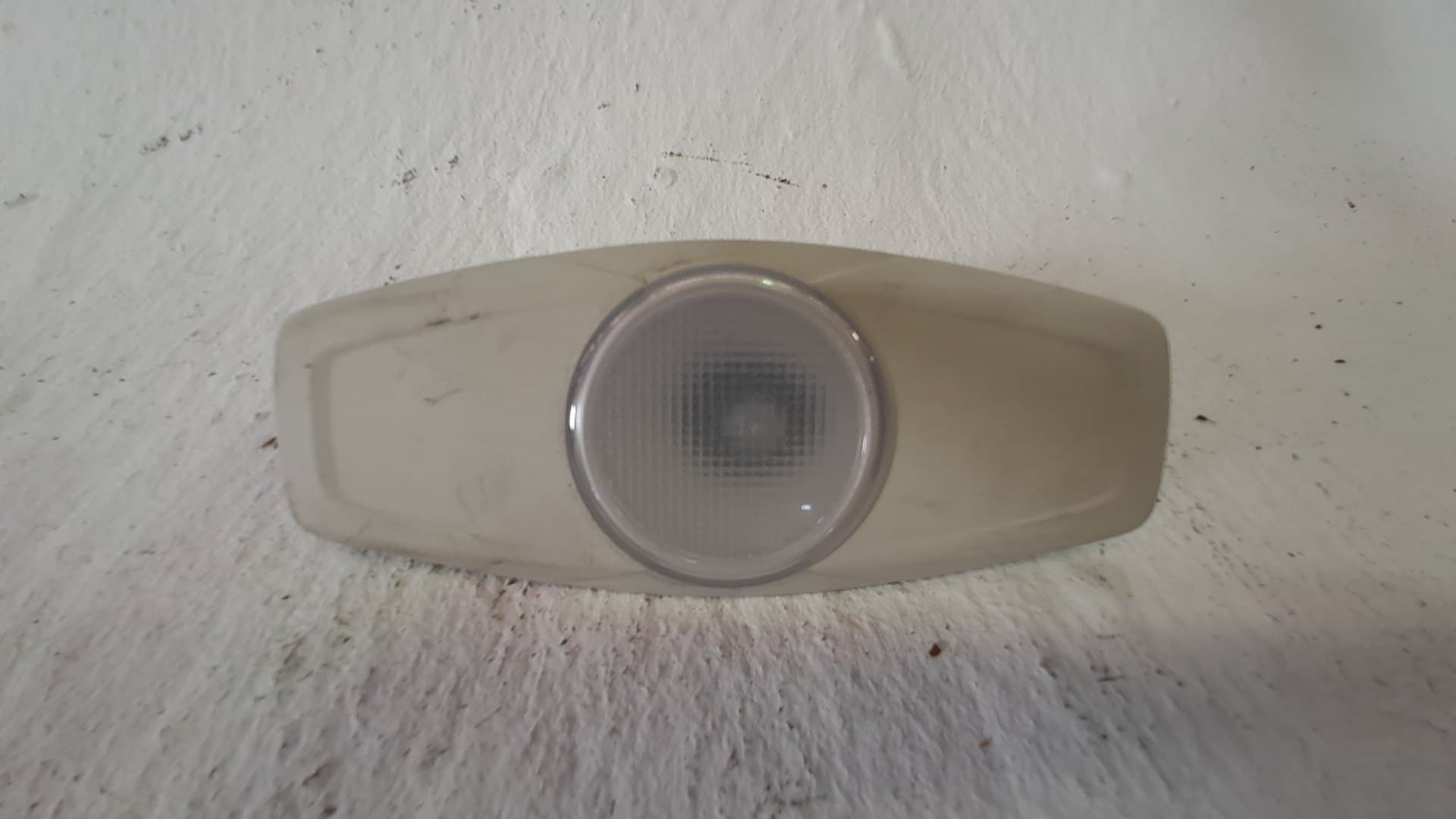 Luz interior FORD FOCUS
