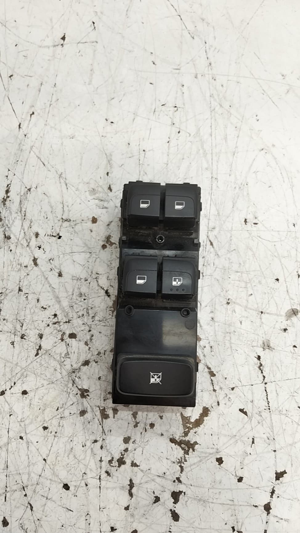 Mando elevalunas delantero izquierdo KIA STONIC 2