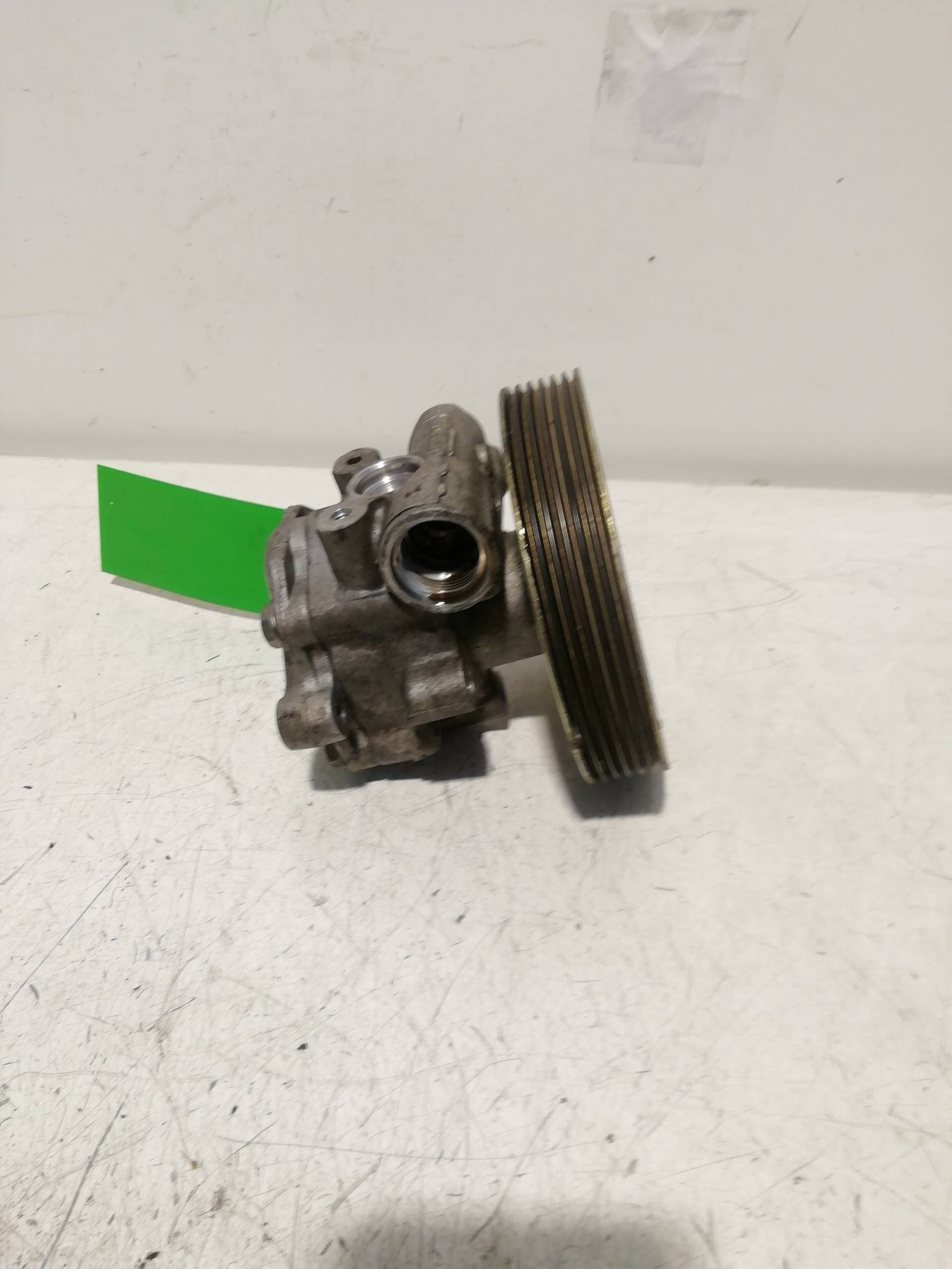 Bomba direccion FORD FUSION (CBK) 5