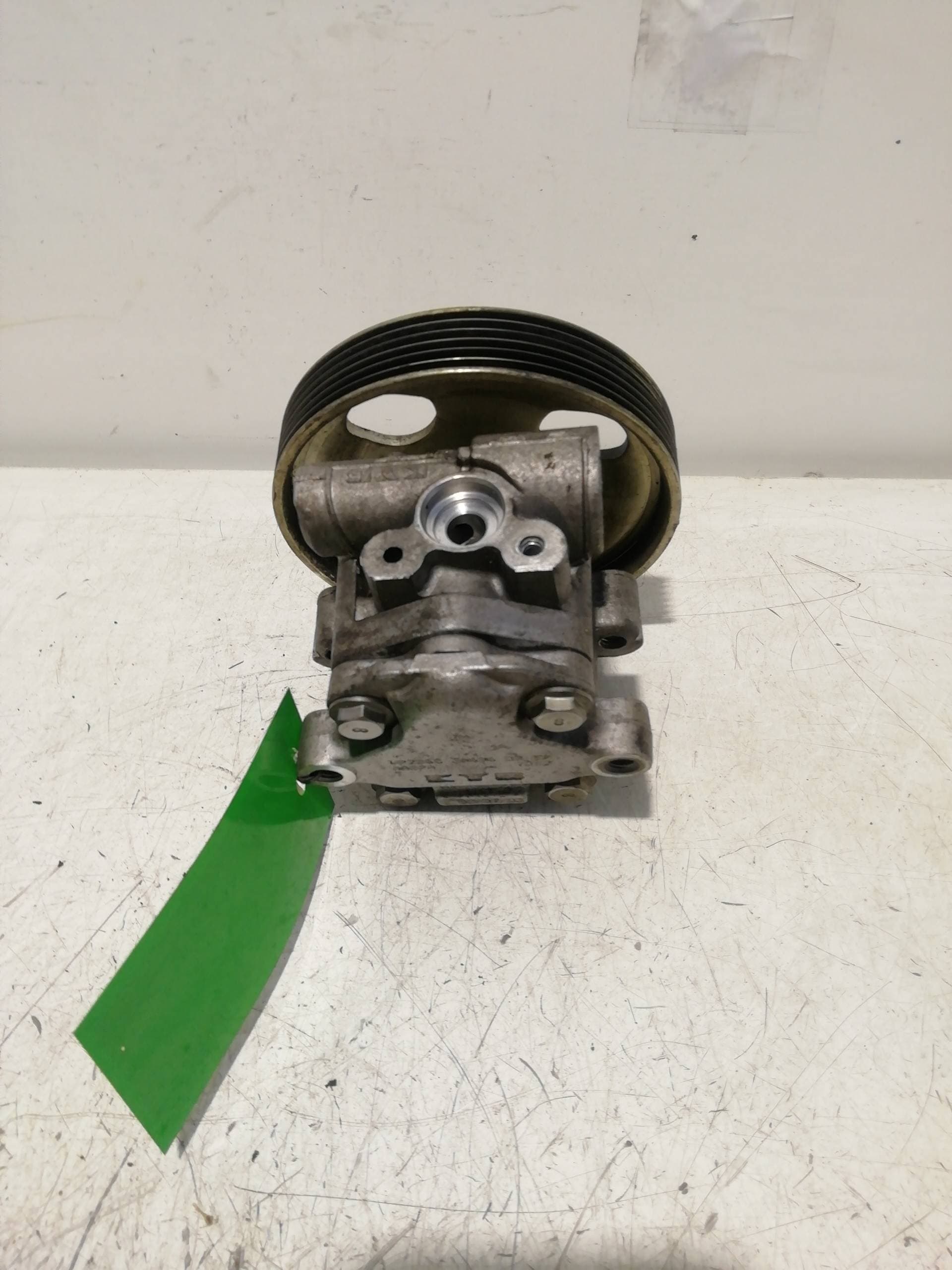 Bomba direccion FORD FUSION (CBK) 4