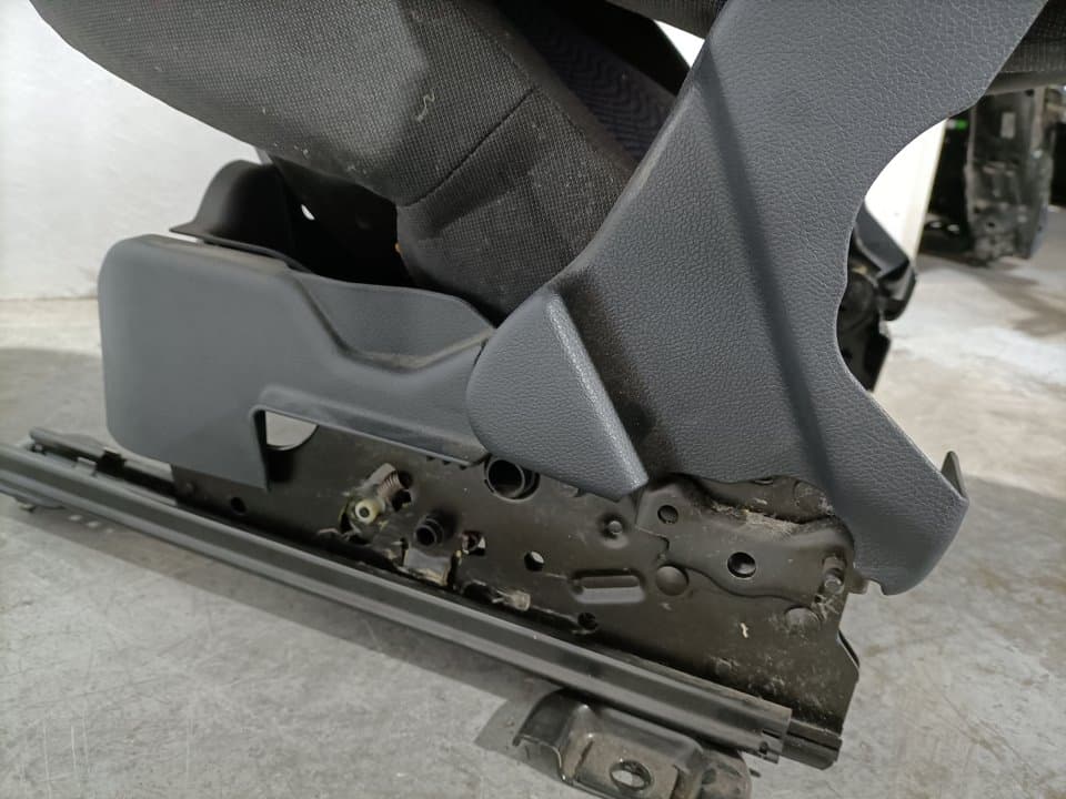 Asiento delantero derecho FORD FUSION (CBK) 3
