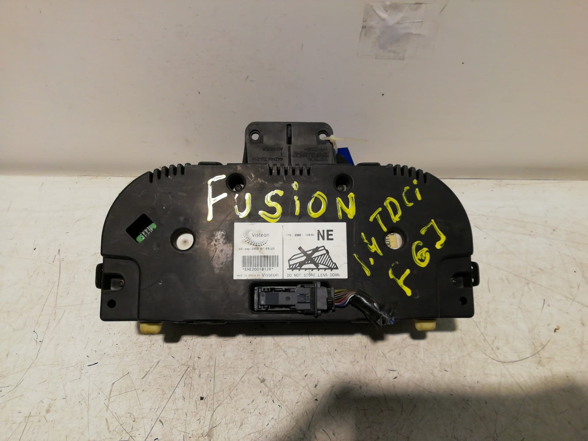 Cuadro instrumentos FORD FUSION (CBK) 2