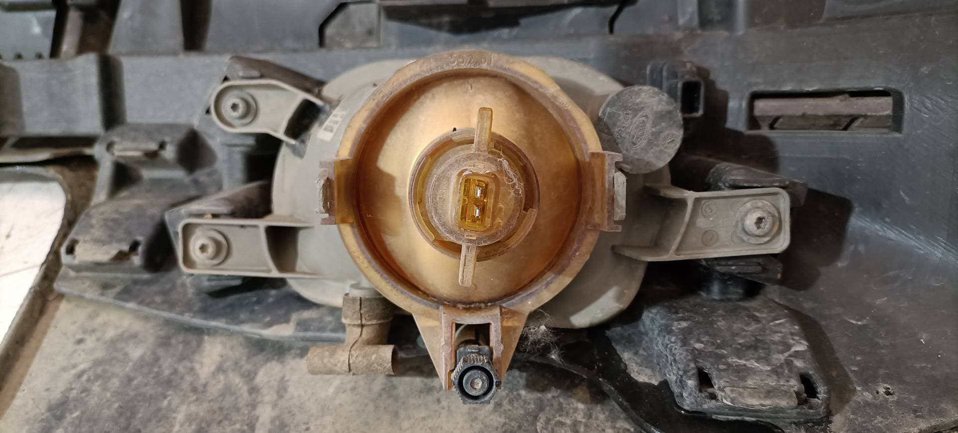 Faro antiniebla derecho VOLVO XC90 3