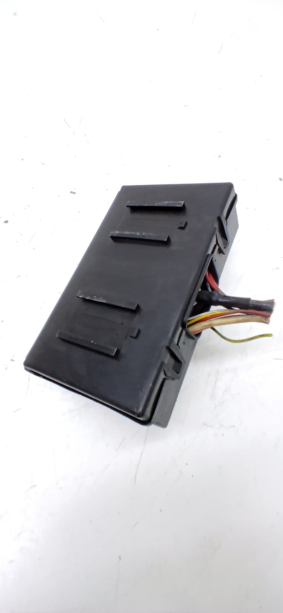 Caja reles / fusibles CITROEN BERLINGO 3
