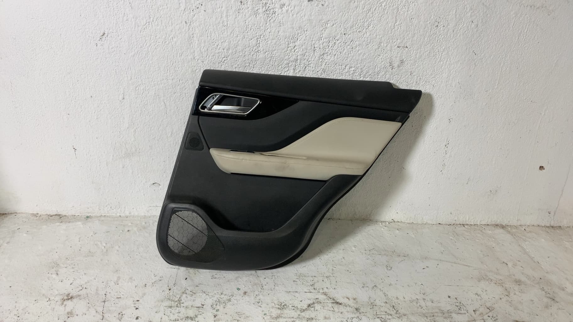 Guarnecido puerta trasera derecha JAGUAR F-PACE