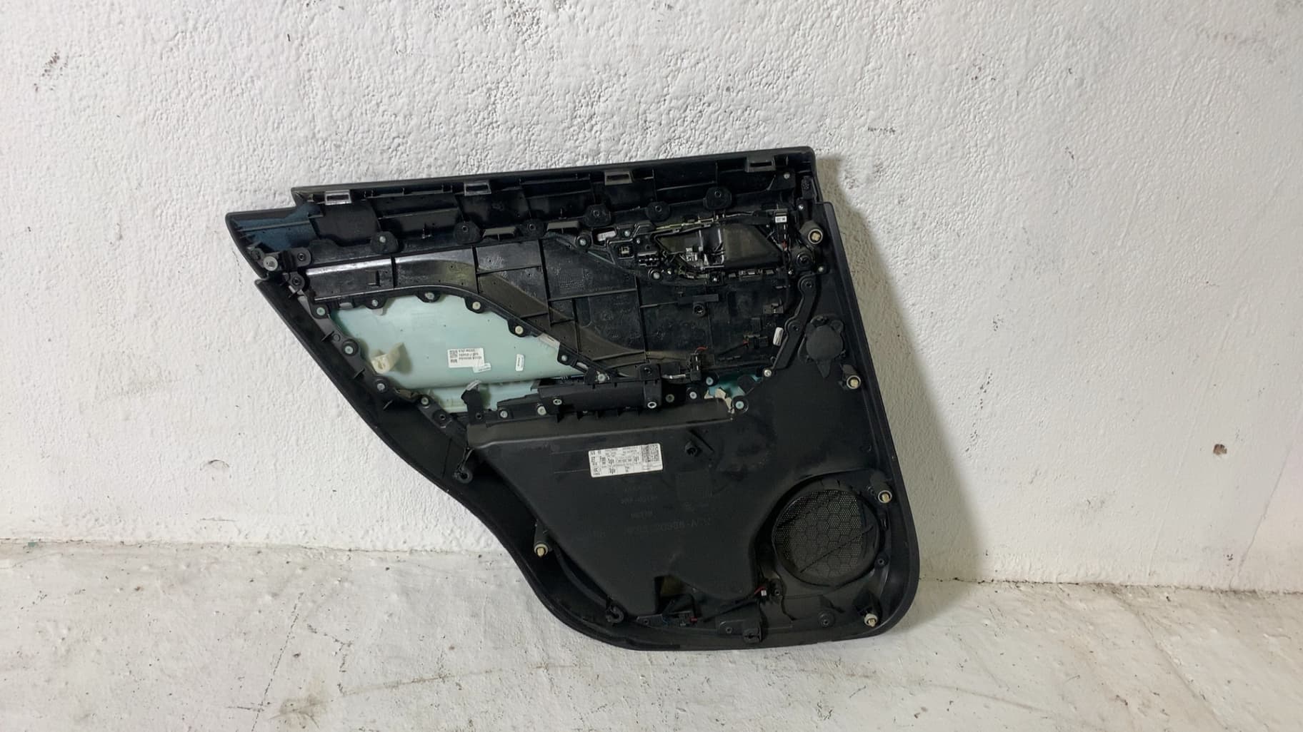 Guarnecido puerta trasera derecha JAGUAR F-PACE 2