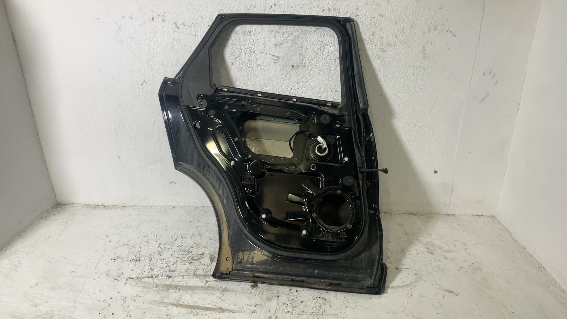 Puerta trasera izquierda JAGUAR F-PACE 2