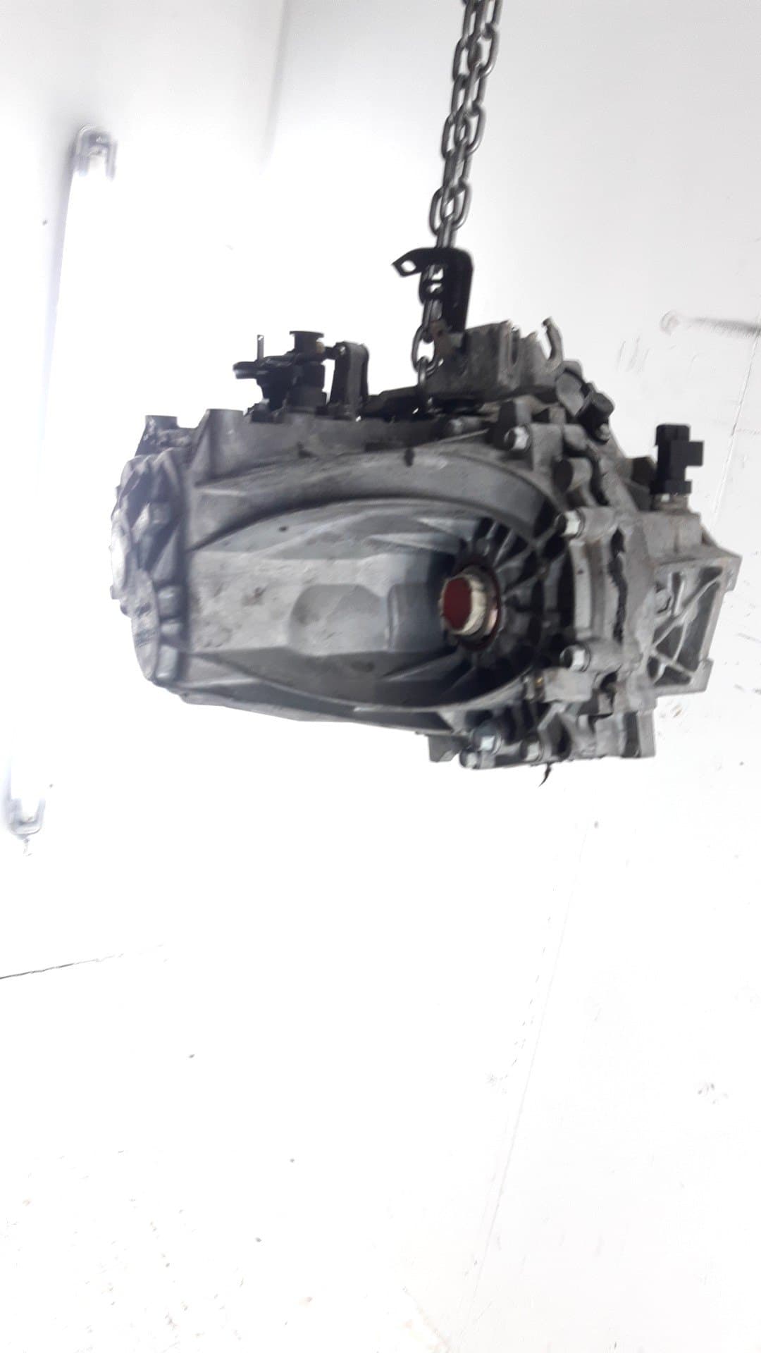 Caja cambios KIA CARENS 4