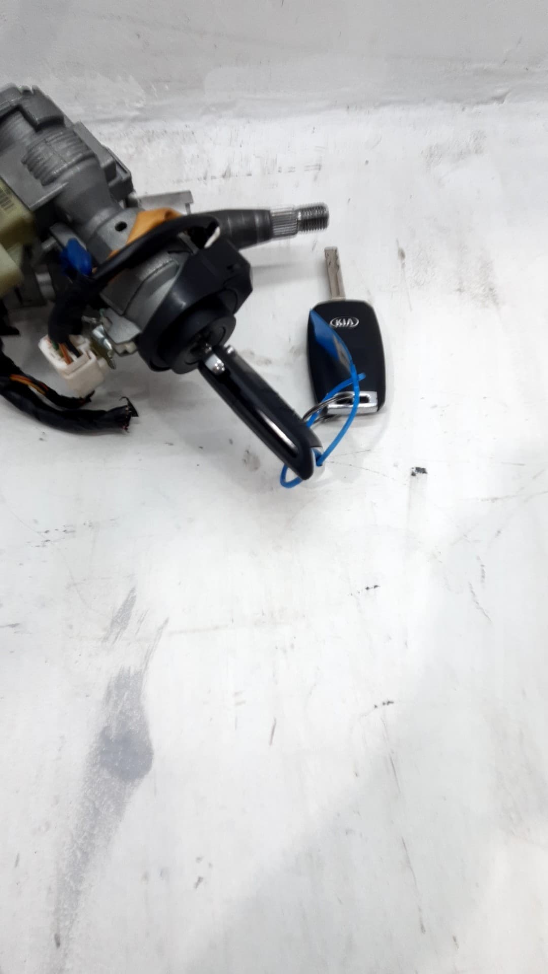 Columna direccion KIA CARENS 2