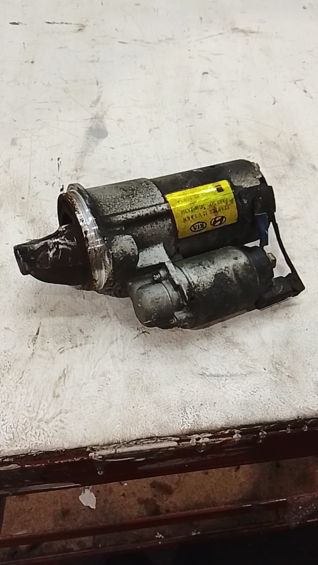 Motor arranque KIA CARENS 3