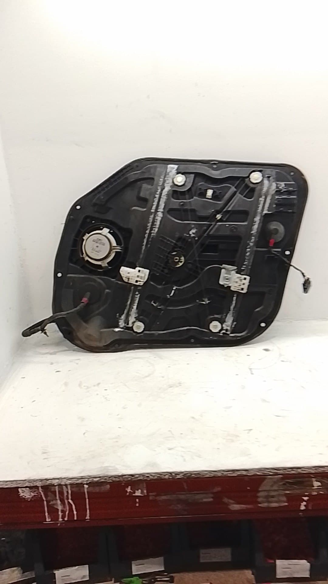 Motor elevalunas delantero izquierdo KIA CARENS 2