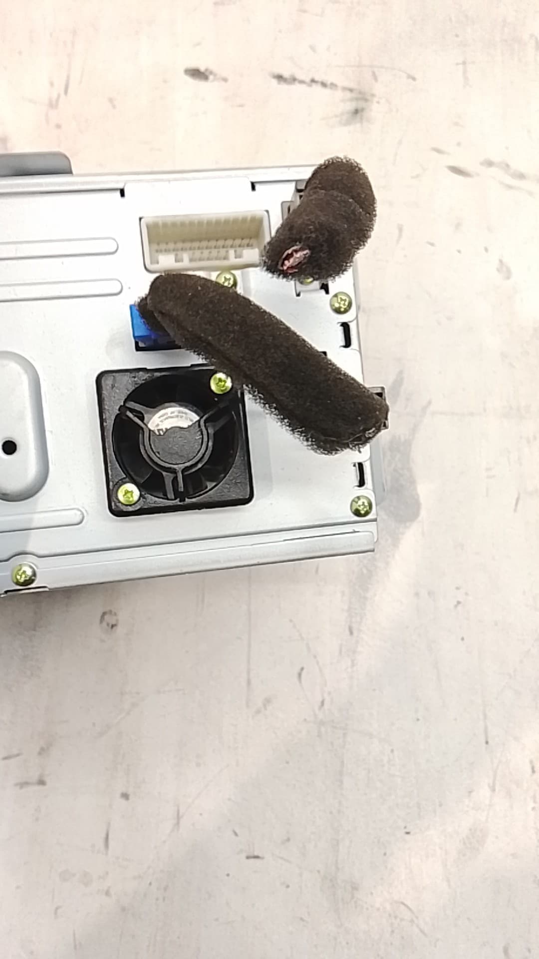 Pantalla multifuncion KIA CARENS 3