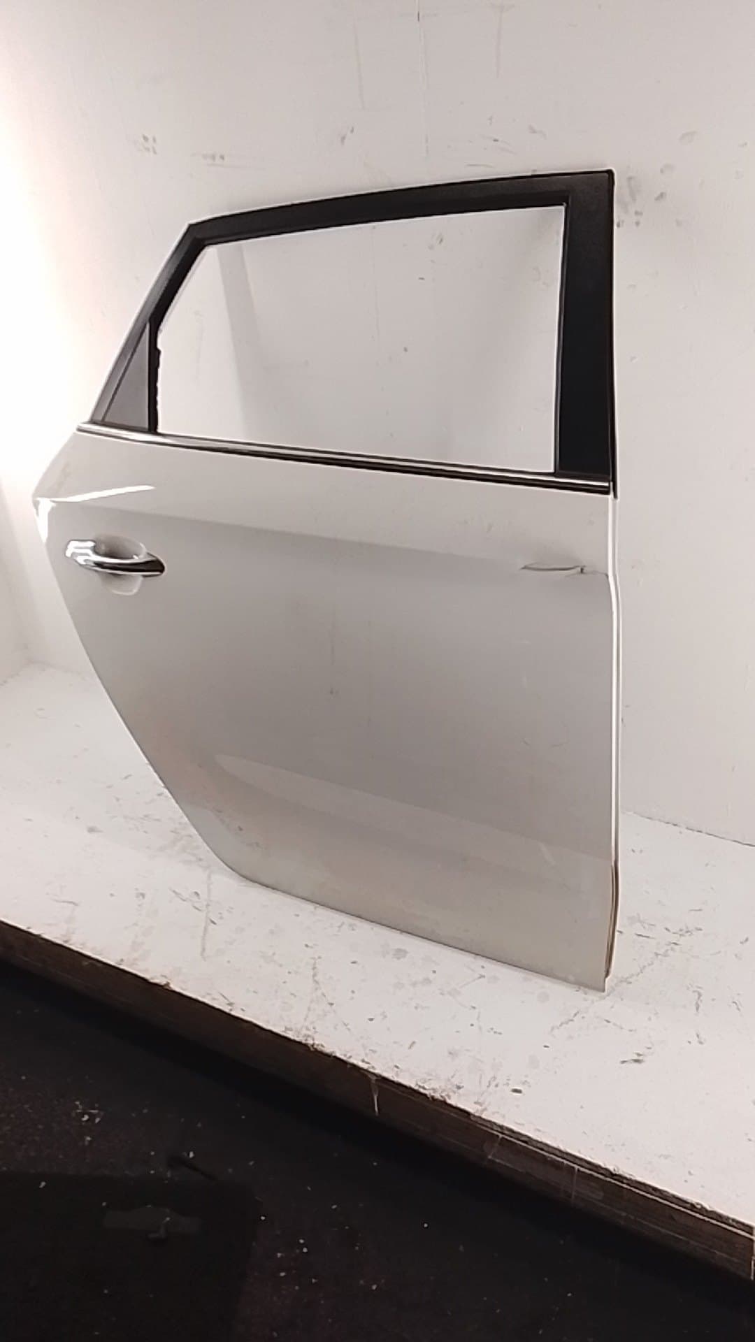 Puerta trasera derecha KIA CARENS