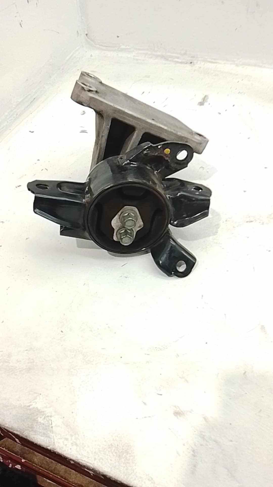 Soporte motor KIA CARENS 2