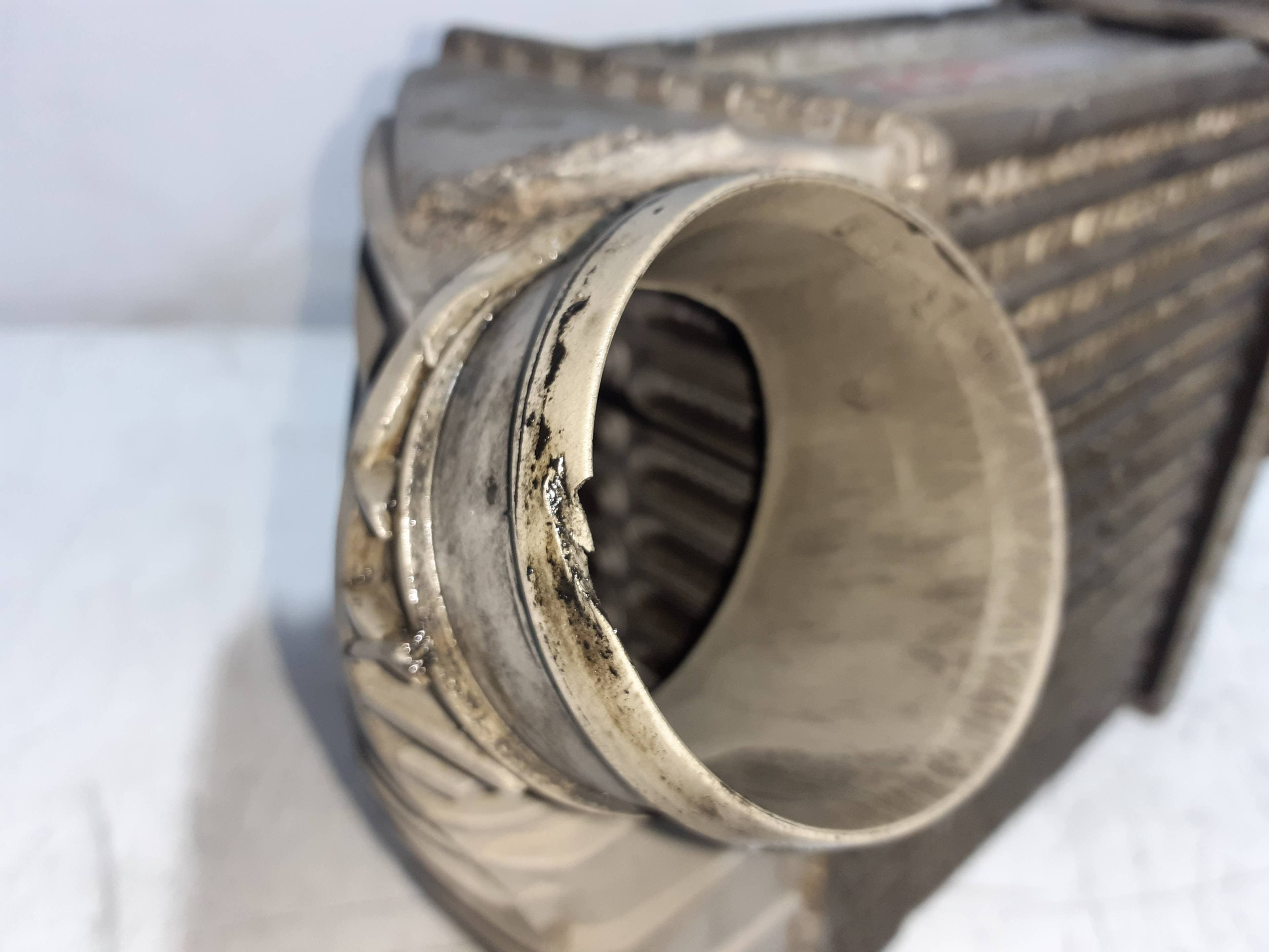 Intercooler VOLKSWAGEN GOLF IV BERLINA (1J1) 2
