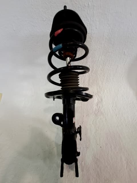 Amortiguador delantero izquierdo LEXUS CT (ZWA10_) 3