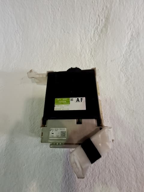 Modulo electronico LEXUS CT (ZWA10_)