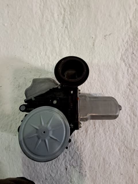 Motor elevalunas trasero derecho LEXUS CT (ZWA10_) 3