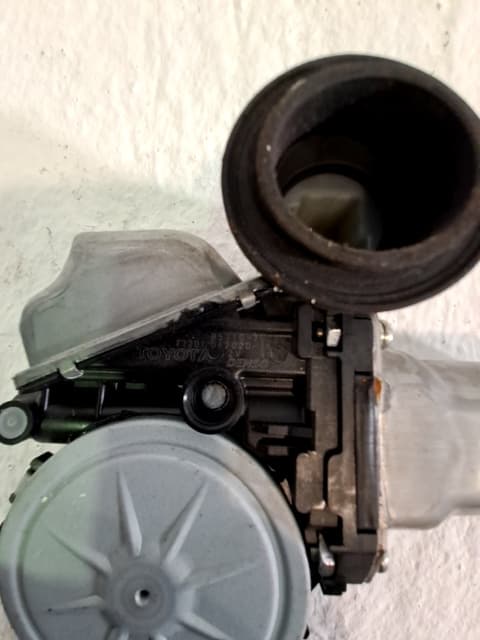Motor elevalunas trasero derecho LEXUS CT (ZWA10_) 2