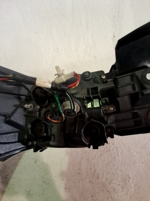 Piloto trasero derecho LEXUS CT (ZWA10_)