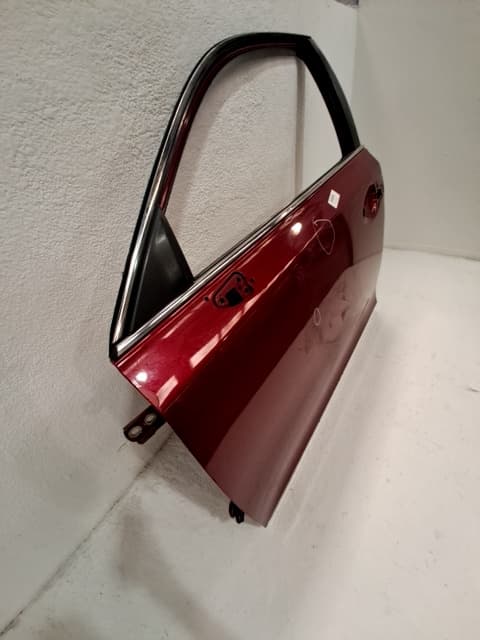 Puerta delantera izquierda LEXUS CT (ZWA10_)