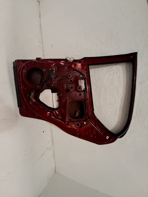 Puerta trasera derecha LEXUS CT (ZWA10_)