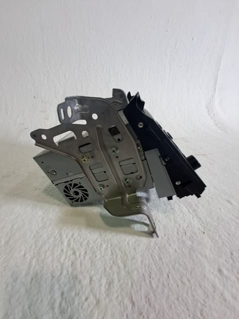 Sistema audio / radio cd LEXUS CT (ZWA10_) 3