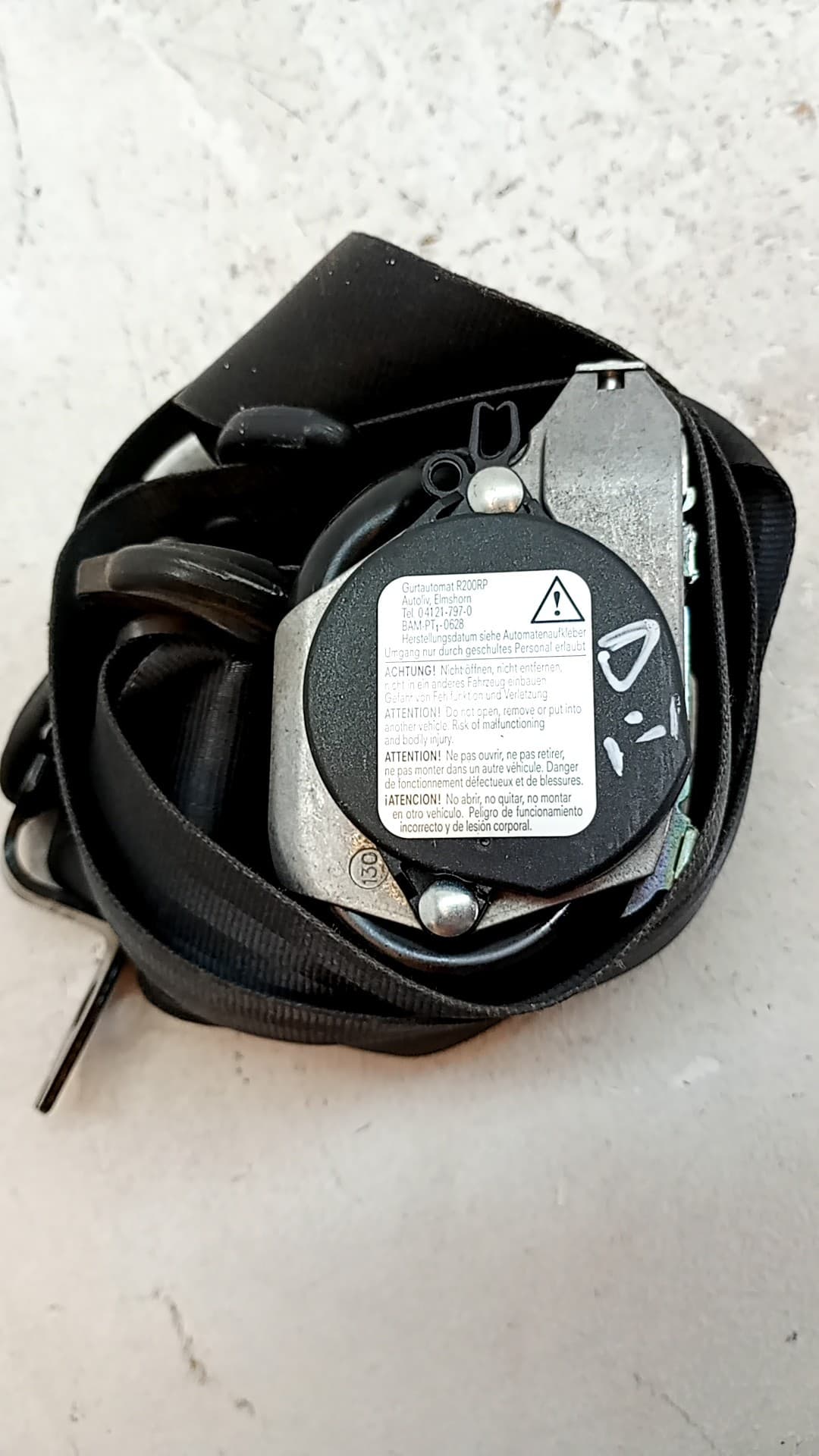 Cinturon seguridad delantero izquierdo SKODA RAPID 2